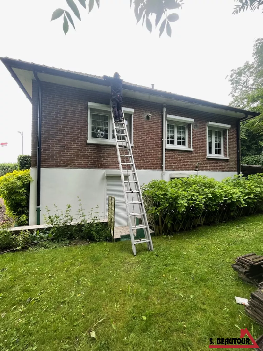 pose des nouvelles gouttières de qualité supérieur/beaurains